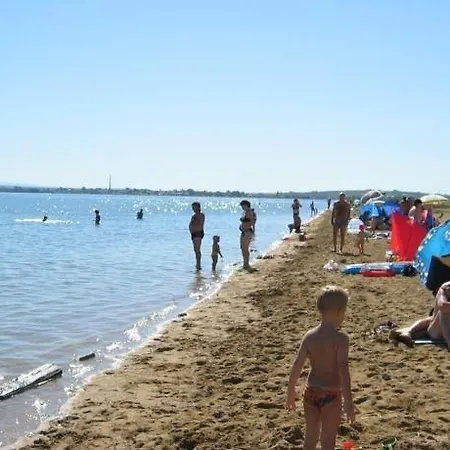 In Sabunike With Terrace, Air Conditioning, Wi-fi * Privlaka (Zadar)