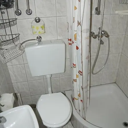 Apartman In Sabunike With Terrace, Air Conditioning, Wi-fi Privlaka (Zadar)