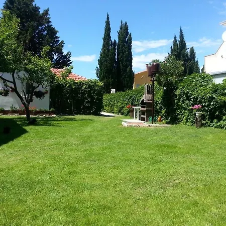 In Sabunike With Terrace, Air Conditioning, Wi-fi דירה פריבלאקה